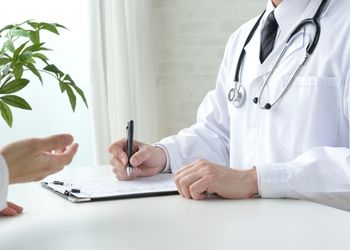 Imagen Consultorio médico y farmacia