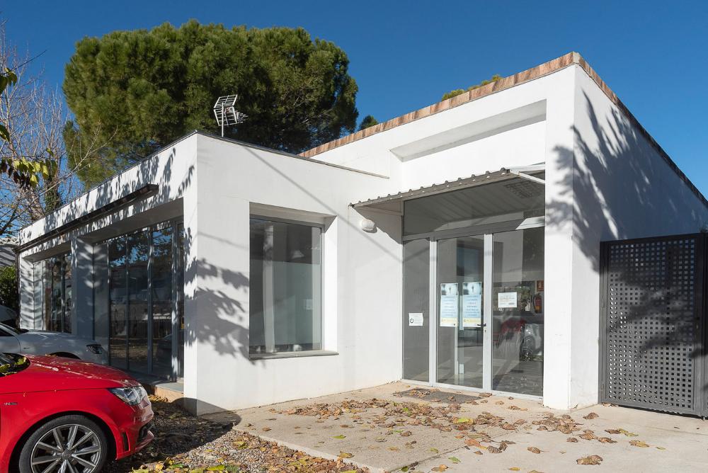 Imagen Edificio anexo a las piscinas de Siétamo